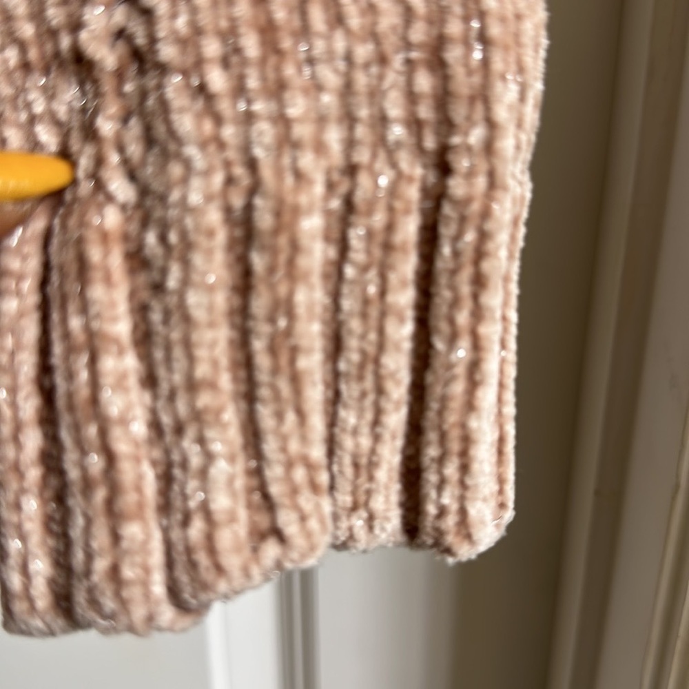 Women’s Aerie Pink Chenille Sweater, size Small - Picture 7 of 7